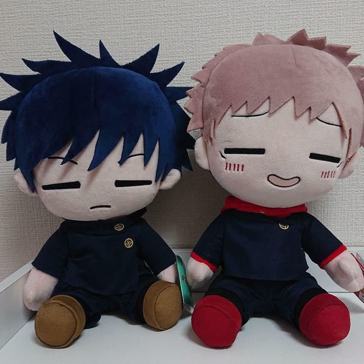 Megumi_Yuji_plushie.jpg