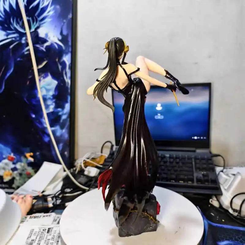 Figura de Acción Spy×Family 32cm - Yor Forger en Batalla - GambareG