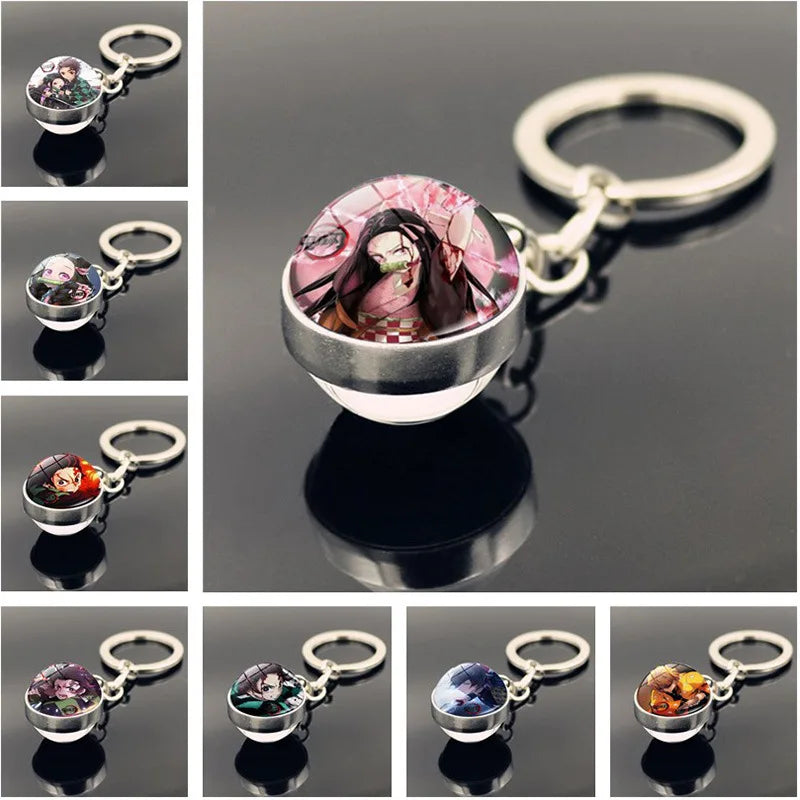 Llavero Exclusivo de Demon Slayer con Esfera de Vidrio Doble Cara