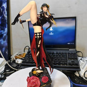 Figura de Acción Spy×Family 32cm - Yor Forger en Batalla - GambareG